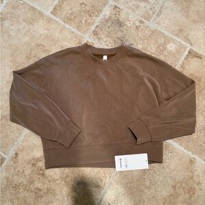 NWT Perfectly Oversized
Cropped Crew Size 6